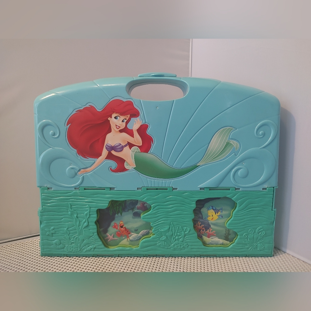 Disney Little Mermaid Underwater Castle Pop Up Pack And Go Toy Gently Used